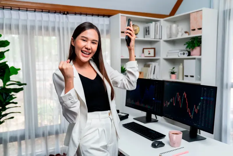 ร่ำรวยเงินทอง