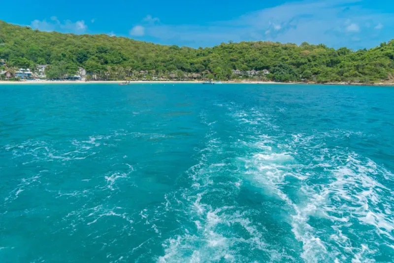 เที่ยวทะเลที่เกาะล้าน เที่ยวทะเลที่เกาะล้าน