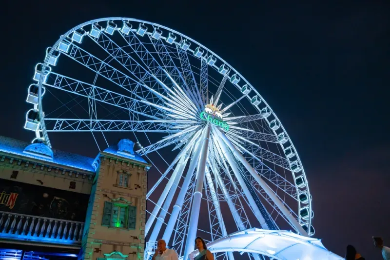 เอเชียทีค เดอะ ริเวอร์ ฟรอนท์