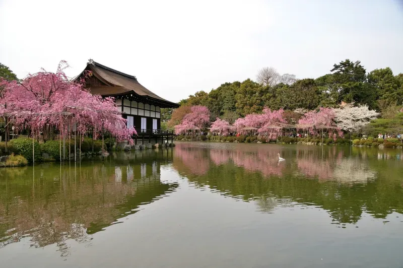 ศาลเจ้าเฮอัน