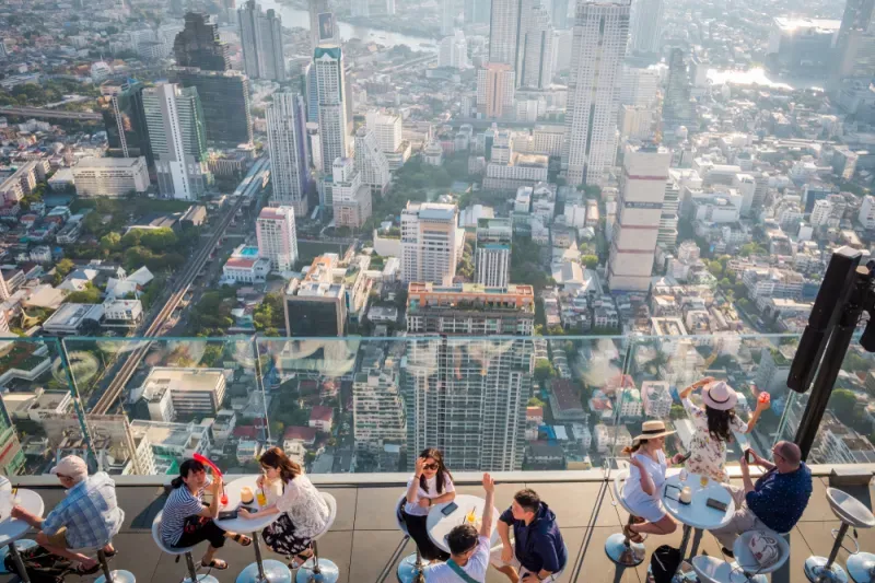 มหานคร สกายวอล์ค