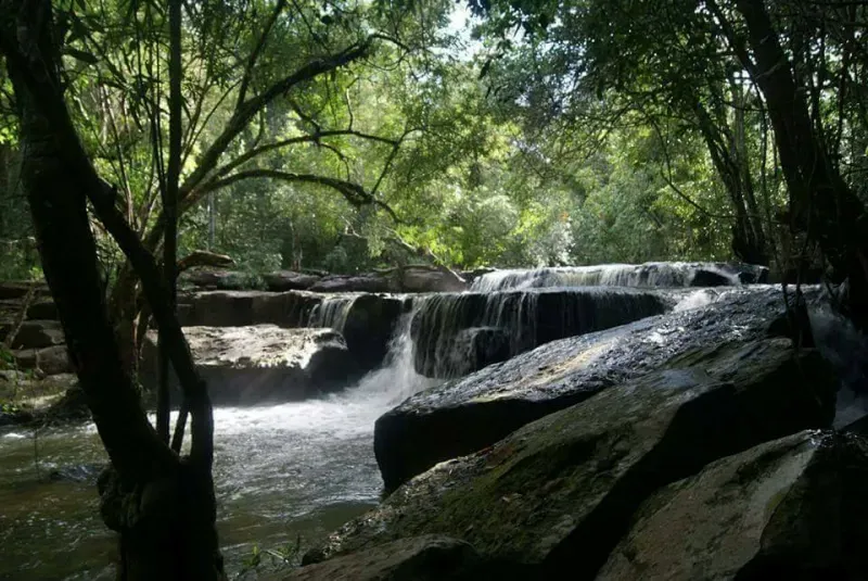 น้ำตกไตรคีรี น้ำตกไตรคีรี