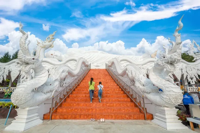 วัดดังนครปฐม