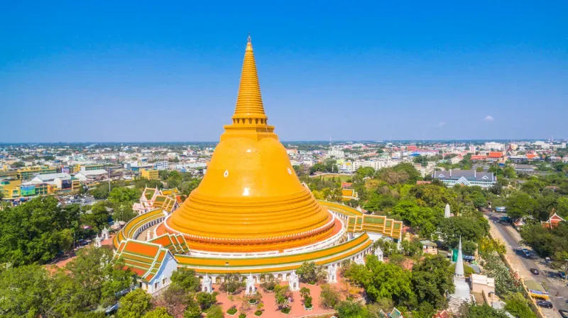 วัดดังนครปฐม