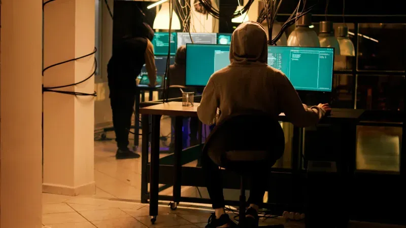 กลโกงมิจฉาชีพออนไลน์ กลโกงมิจฉาชีพออนไลน์