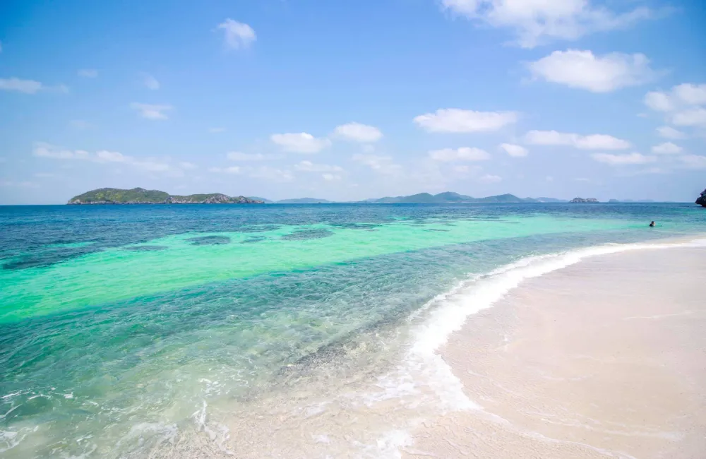 6. เกาะลังกาจิว จ.ชุมพร