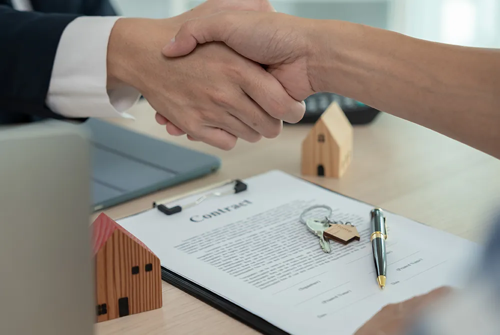 7. ใช้บัตรกดเงินสดอย่างมีวินัยเพื่อหมุนเงิน