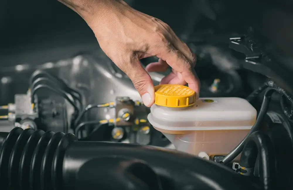 ทำไมการเปลี่ยนน้ำมันเบรคถึงสำคัญ