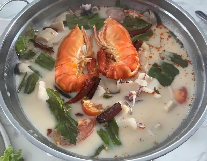 ร้านอาหารไทย แนะนําต่างชาติ