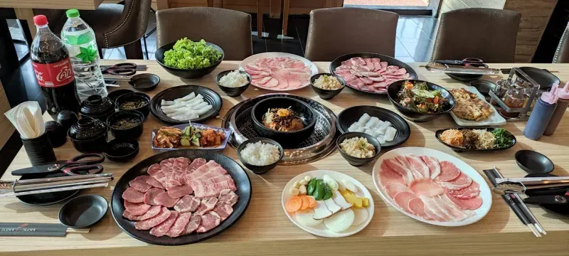 ร้านอาหารราชพฤกษ์ ร้านอาหารราชพฤกษ์