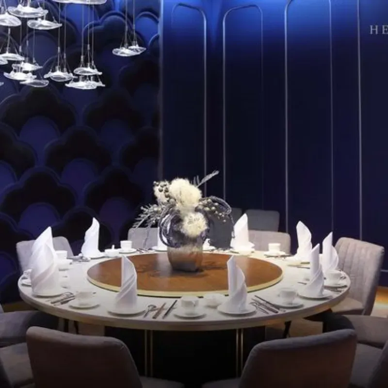 ร้านอาหาร หรู กลางวัน