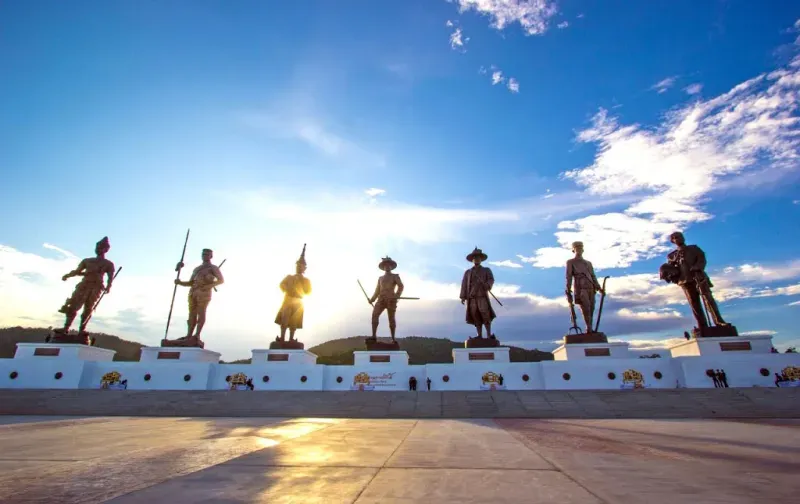 ขับรถเที่ยวใกล้กรุงเทพ ขับรถเที่ยวใกล้กรุงเทพ