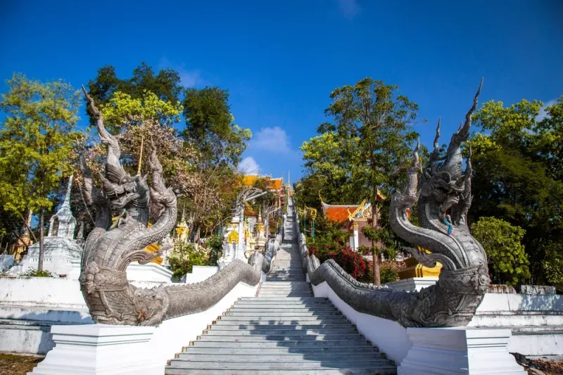 เที่ยวอุทัยธานี ไปเช้า-เย็นกลับ เที่ยวอุทัยธานี ไปเช้า-เย็นกลับ