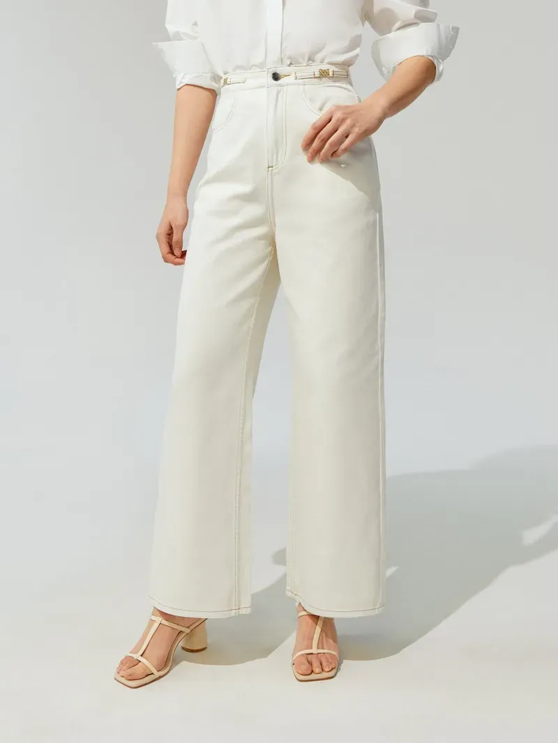 แต่งตัวไปทํางาน ผู้หญิง