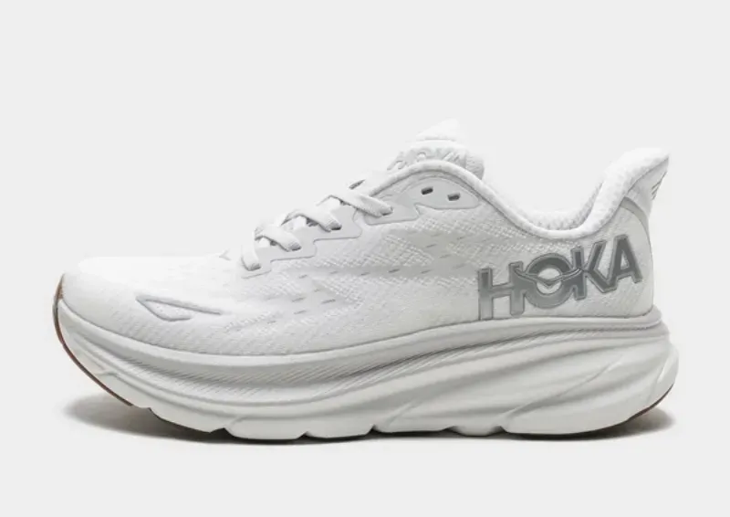 รองเท้าเทรนนิ่ง