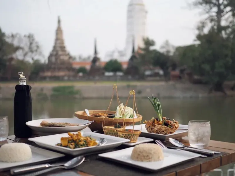 ร้านอาหาร อยุธยาริมน้ำ