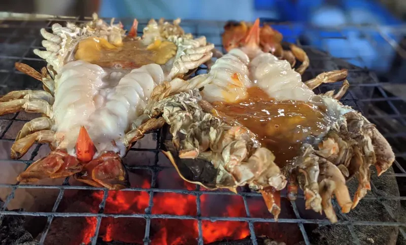 ร้านอาหาร อยุธยาริมน้ำ