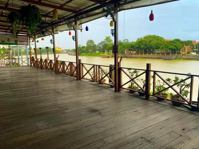 ร้านอาหาร อยุธยา