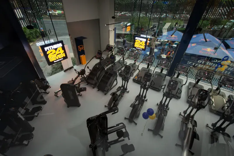 ฟิตเนส 24 ชั่วโมง