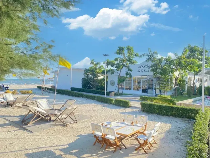 ที่พักระยองติดทะเล