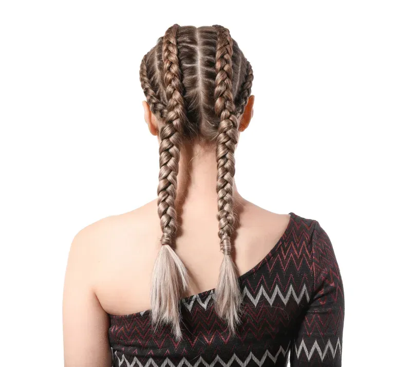 ทรงผมถักเปีย