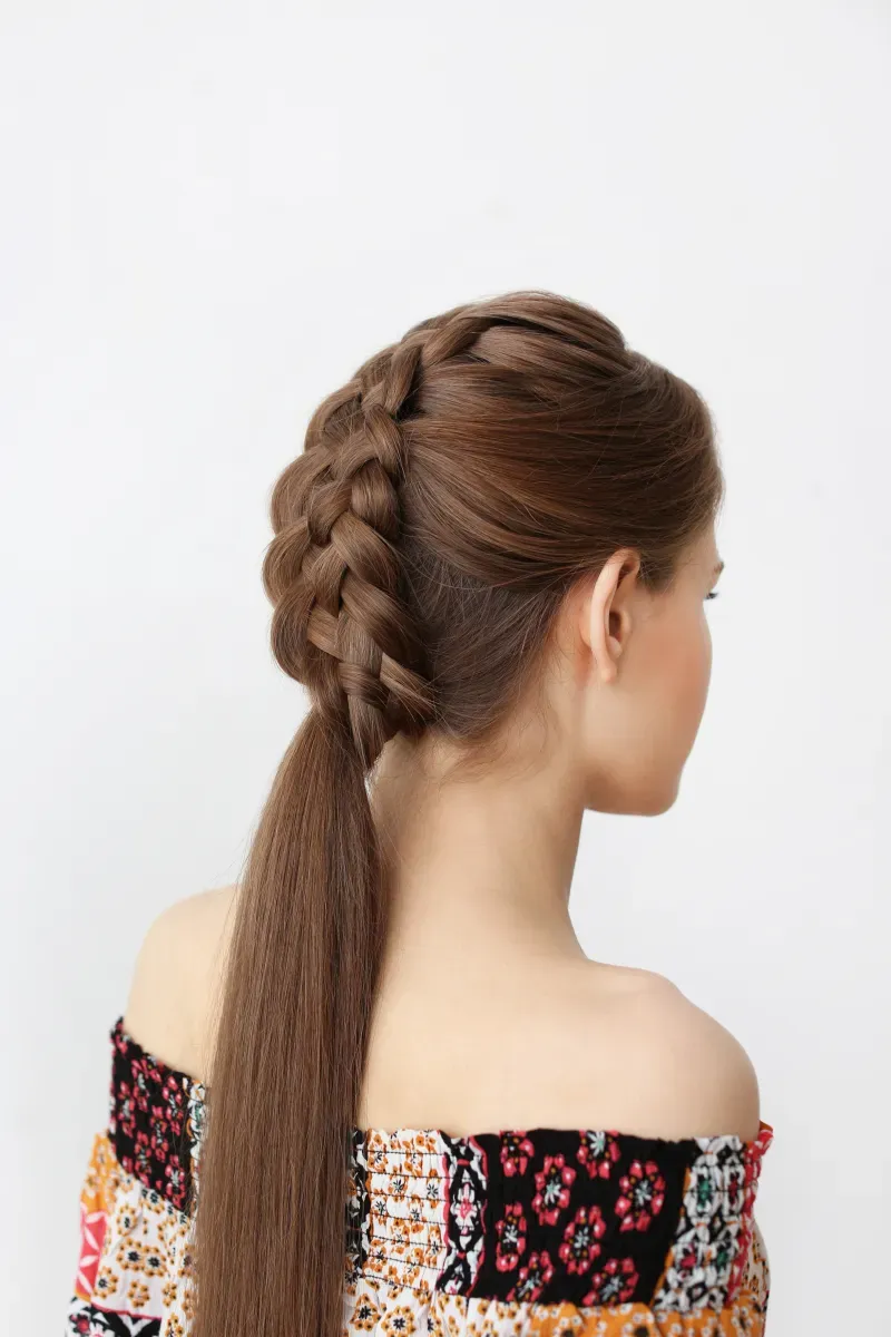 ทรงผมถักเปีย