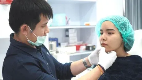 หลังฉีดฟิลเลอร์คาง