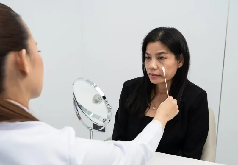 ประเมินใบหน้าก่อนฉีดฟิลเลอร์ร่องแก้ม ประเมินใบหน้าก่อนฉีดฟิลเลอร์ร่องแก้ม