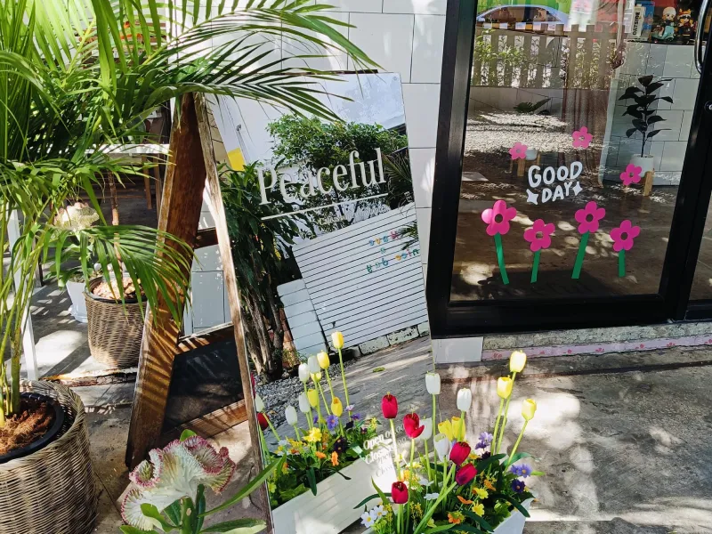 Peaceful Cafe คาเฟ่ชลบุรี