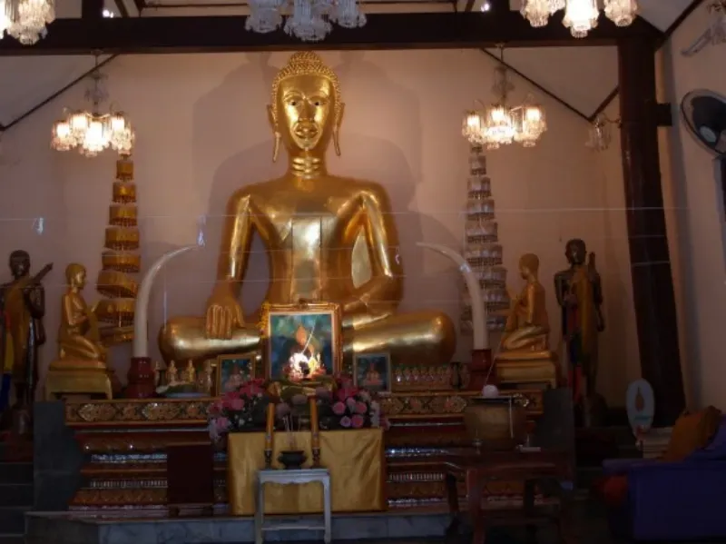 วัดดังนครนายก