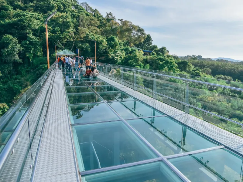 ที่เที่ยวชลบุรี วัดตะแบก