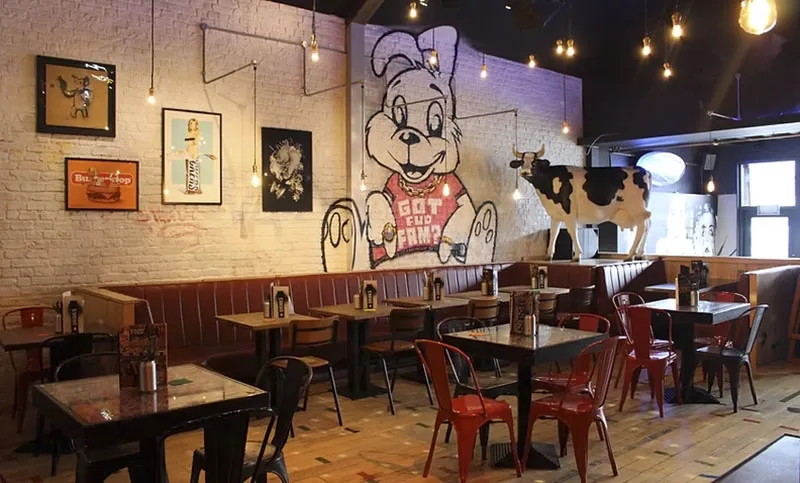 ร้านสตรีทฟู้ดในแมนเชสเตอร์