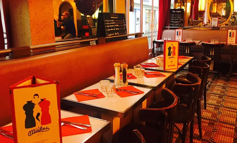 คาเฟ่ในปารีส