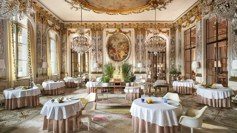 โรงแรม หรู วิวหอไอเฟล