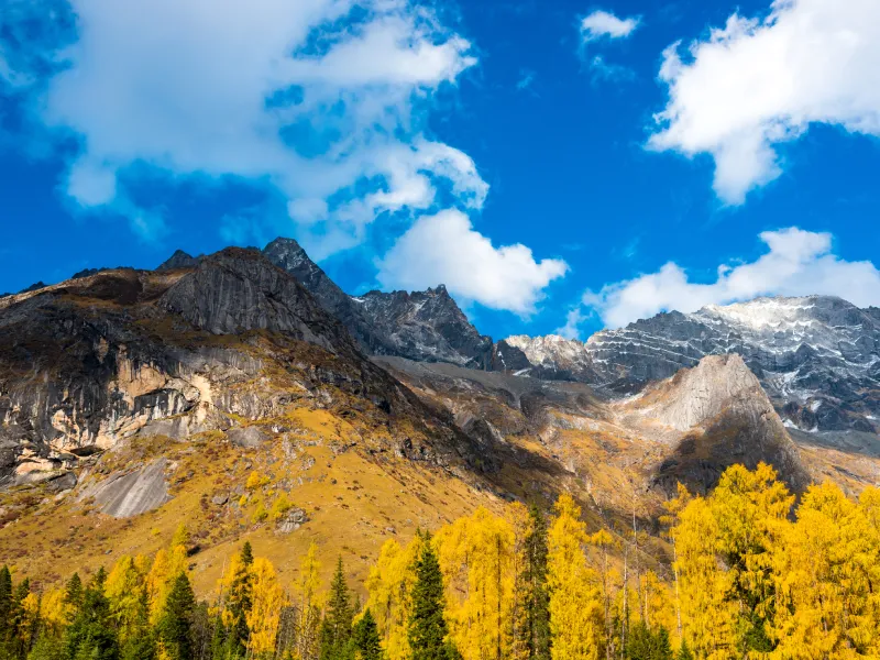 ภูเขาสี่ดรุณี