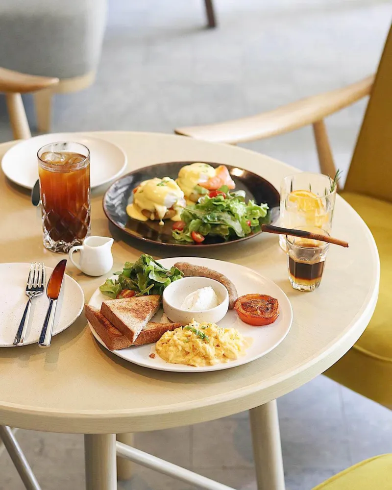 คาเฟ่ สาทร