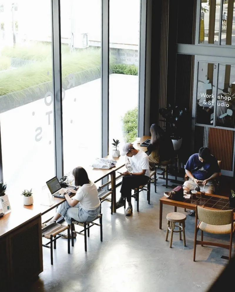 คาเฟ่นั่งทำงาน