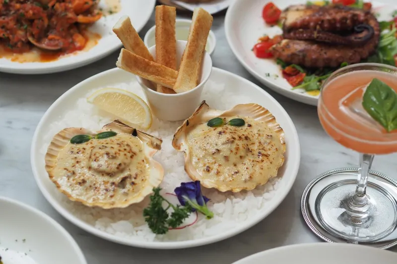 ร้านอาหารแถวสาทร บรรยากาศดี ร้านอาหารแถวสาทร บรรยากาศดี