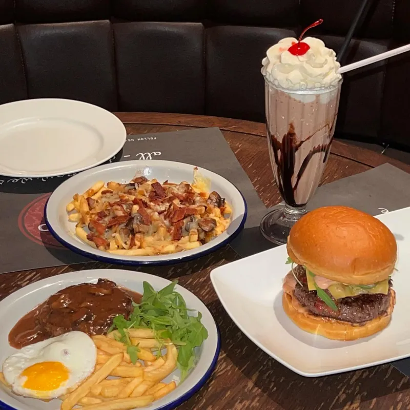 ร้านอาหารสีลม ร้านอาหารสีลม