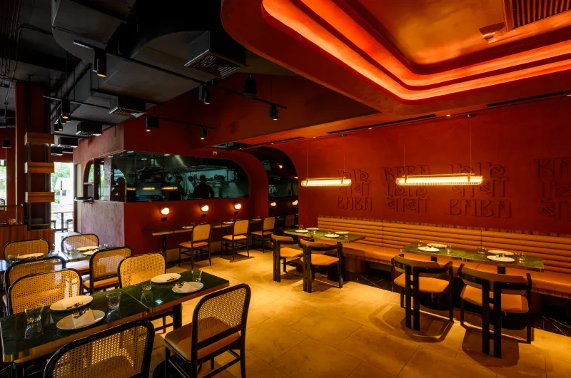 ร้านอาหารพร้อมพงษ์