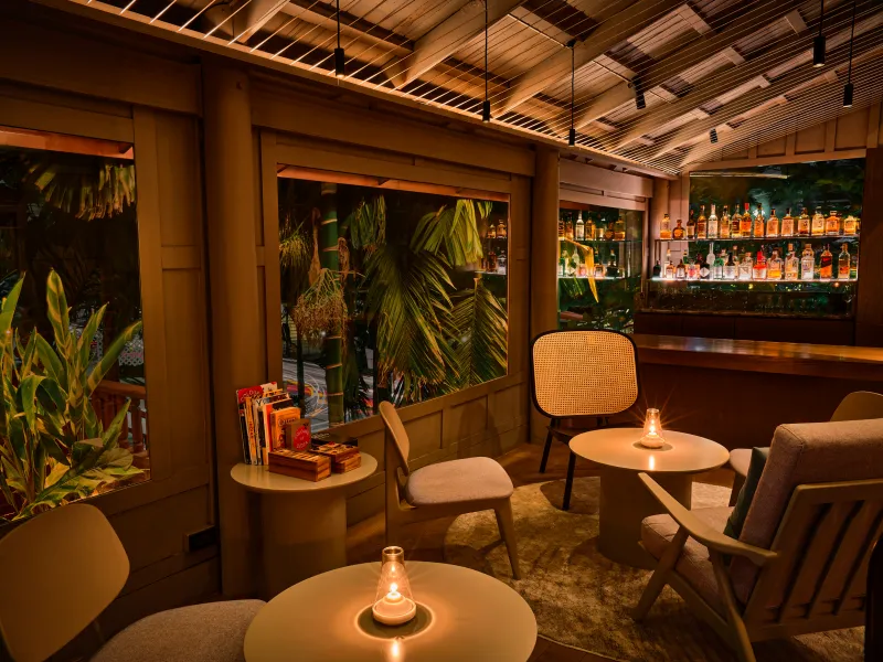 ร้านอาหารพร้อมพงษ์