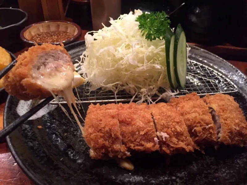 ร้านอาหารสีลม ร้านอาหารสีลม