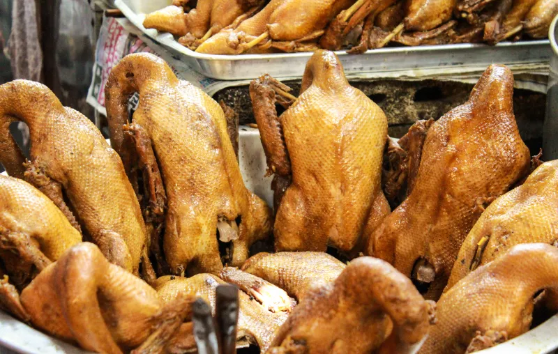 สงกรานต์ 2568 ที่ตลาดน้ำดอนหวาย