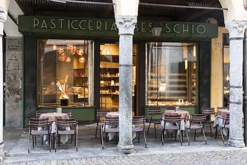 ร้านทาร์ตในอิตาลี Besuschio