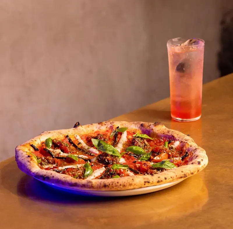 ร้านพิซซ่าในอิตาลี Dry Milano