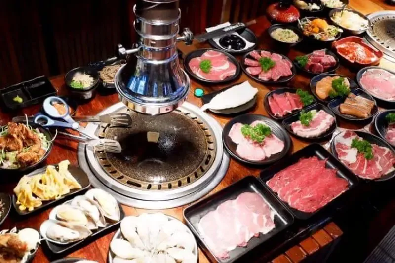 ปิ้งย่างใกล้รถไฟฟ้า BTS ร้าน Kurama yakiniku