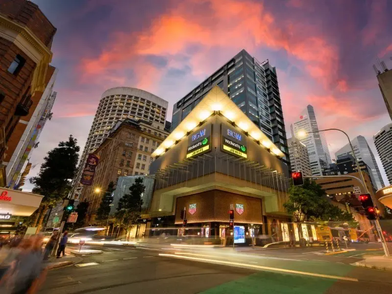 ช้อปปิ้งแฟชั่นสไตล์ออสเตรเลียที่ MacArthur Central Shopping Centre