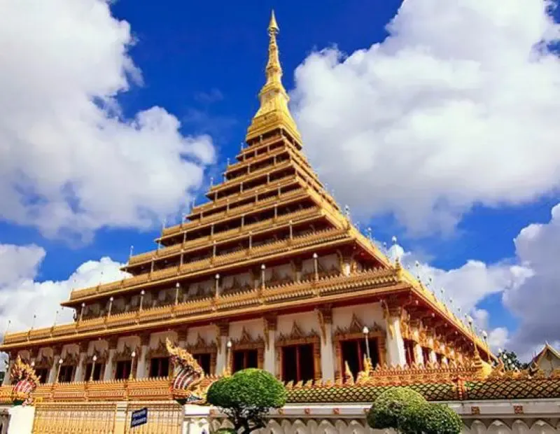 สถานที่มูในขอนแก่น พระมหาธาตุแก่นนคร สถานที่มูในขอนแก่น พระมหาธาตุแก่นนคร