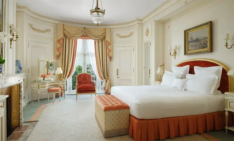 โรงแรมหรูในลอนดอน The Ritz London โรงแรมหรูในลอนดอน The Ritz London