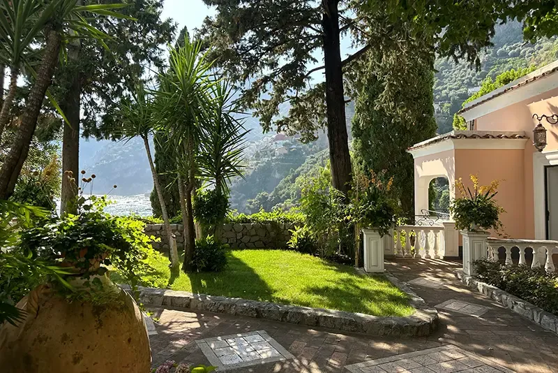 ผมร่วงเยอะมาก ผมร่วงเยอะมาก